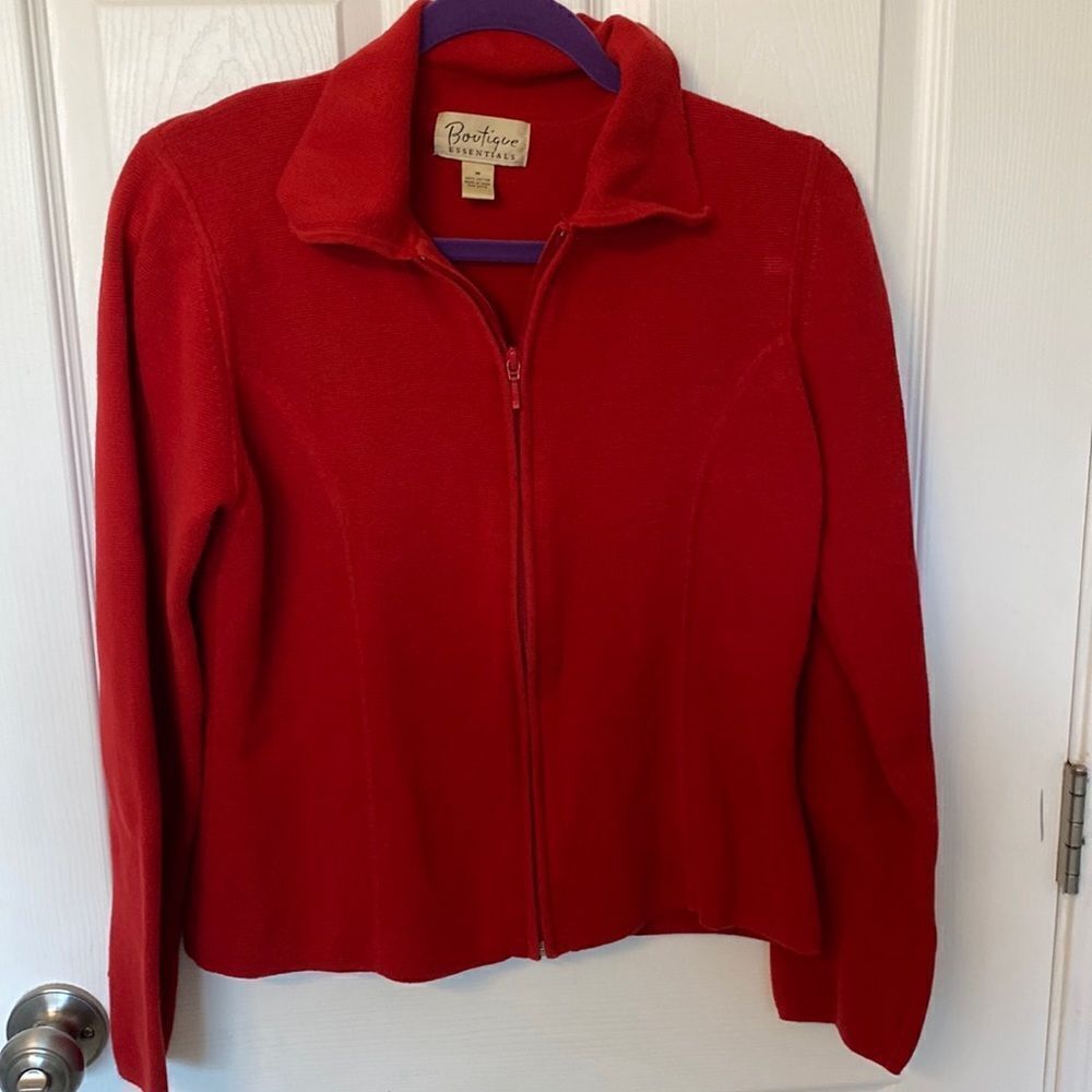 Boutique Essentials- red collared zip up sweater- Size Medium